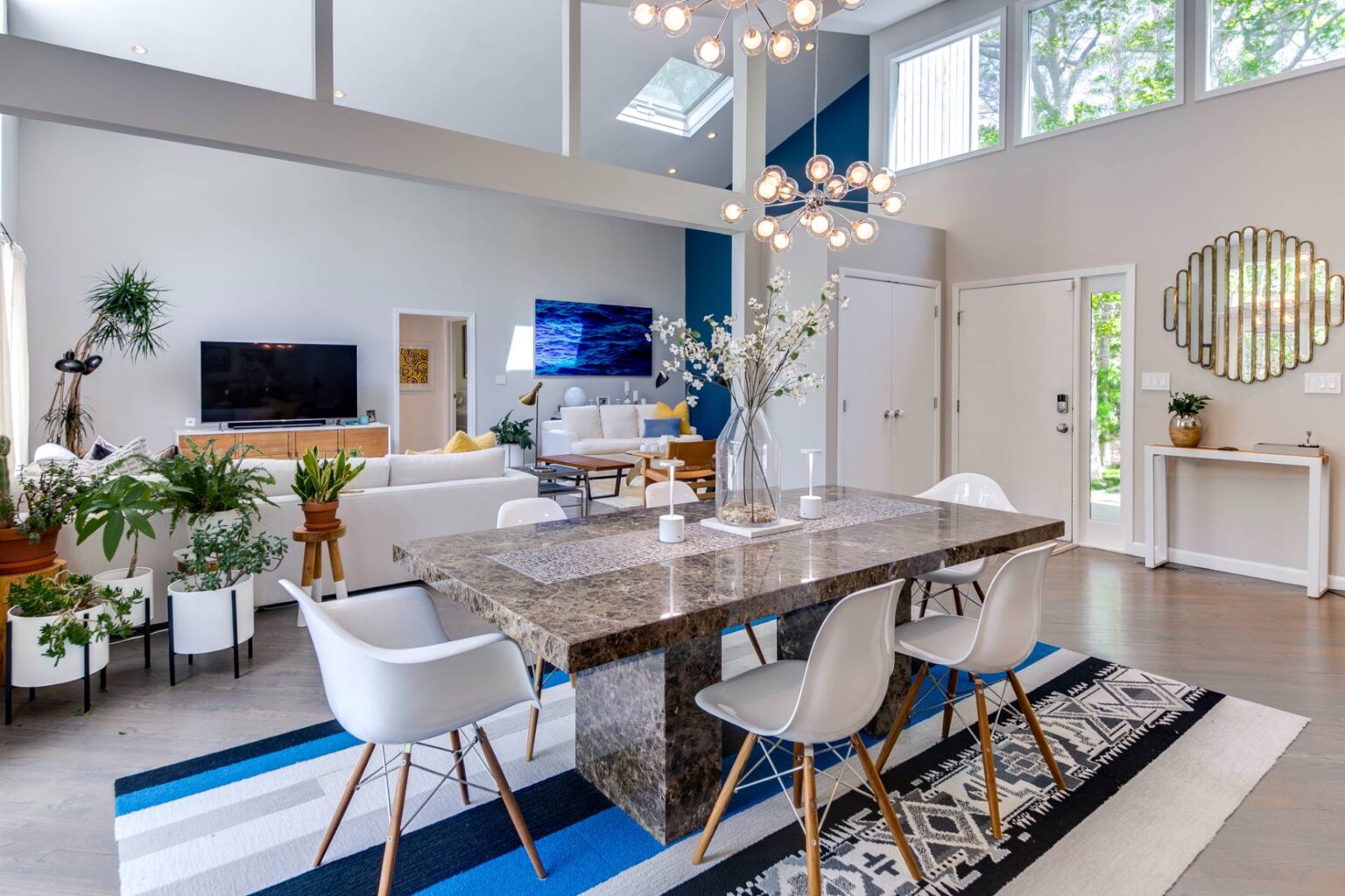 15 Karin Drive East Hampton, NY 10 922923 6cm5bk6nnvrvpcpd