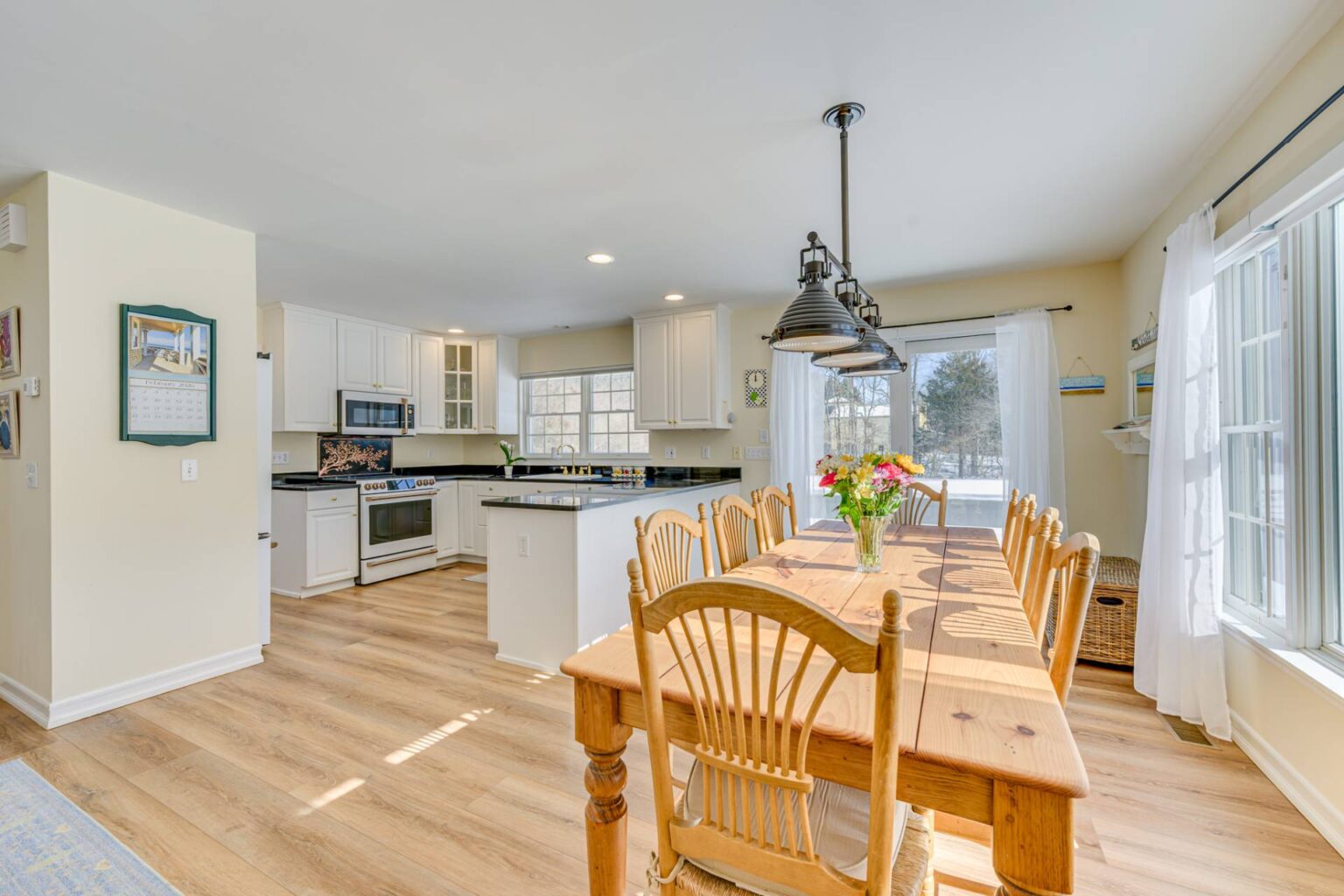 8 Wood Edge Court, Water Mill, NY 11976 10 926177 26njnrdph9zcbmq2