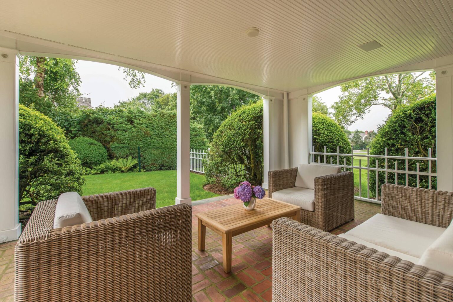 112 Egypt Lane East Hampton, NY 105367 5gsh98dbdgcd3dn9