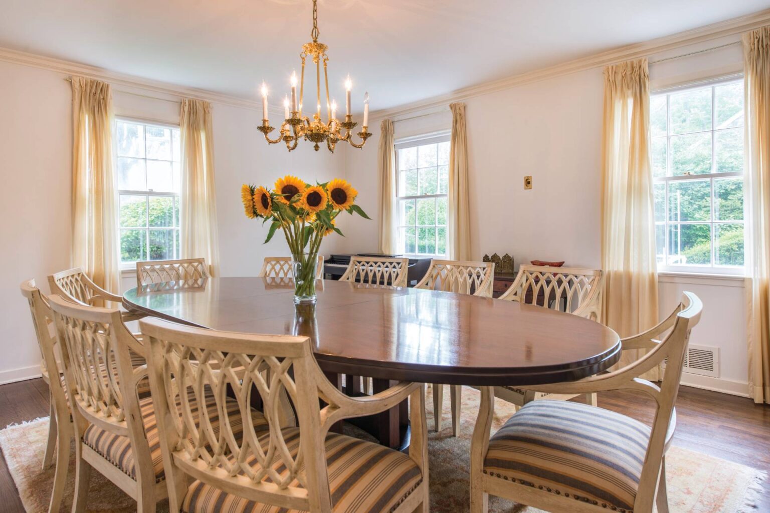 112 Egypt Lane East Hampton, NY 105367 8mpfw5dmwgswgqbq