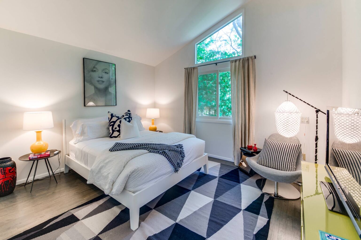 15 Karin Drive East Hampton, NY 16 922923 yhcpkb734bxm97lg