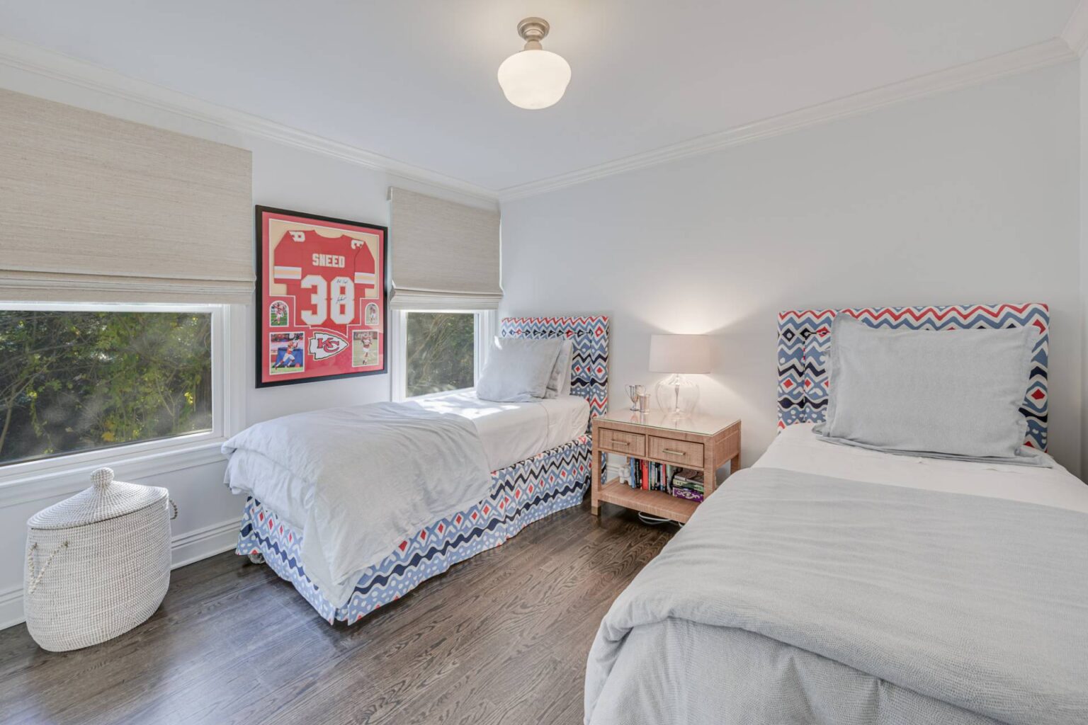 36 Long Springs Road Southampton, NY 17 105490 jyx9w2xmsq8kxxgc