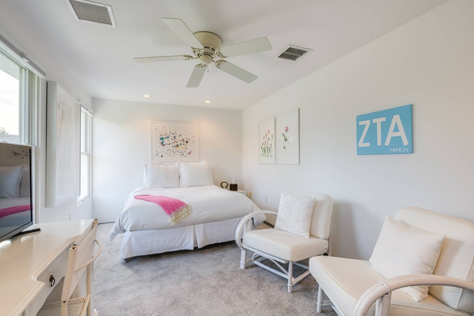 138 Coopers Farm Road Southampton, NY 17 907566 jqfrcsfc3wzp725y