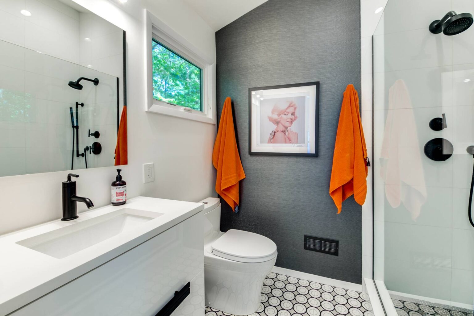 15 Karin Drive East Hampton, NY 19 922923 y2rktjpfsg18kycv