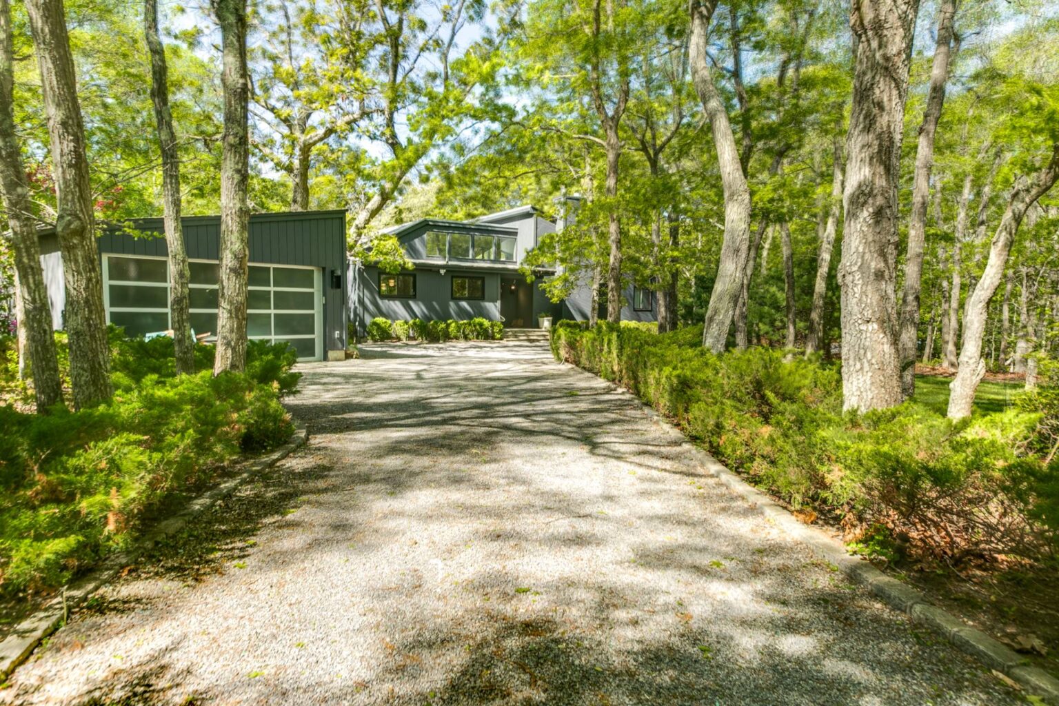 15 Karin Drive East Hampton, NY 2 922923 ztplzjbb37nyxv8z