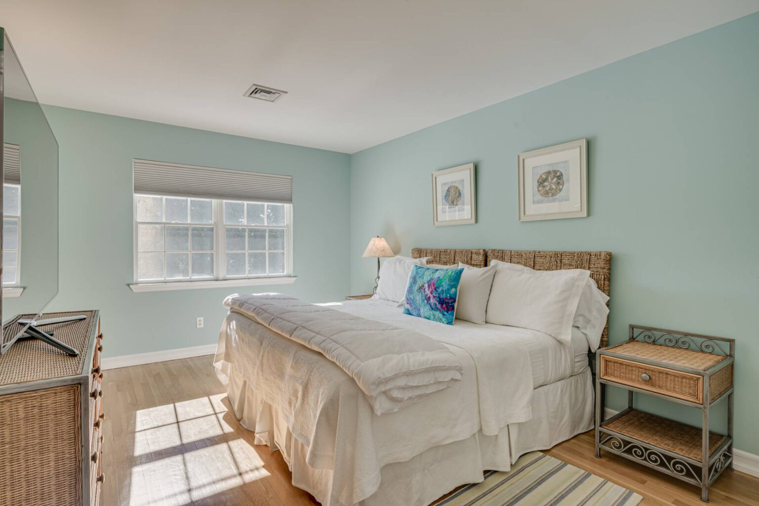 8 Wood Edge Court, Water Mill, NY 11976 20 926177 y7xqbbqk9h5c5xwd