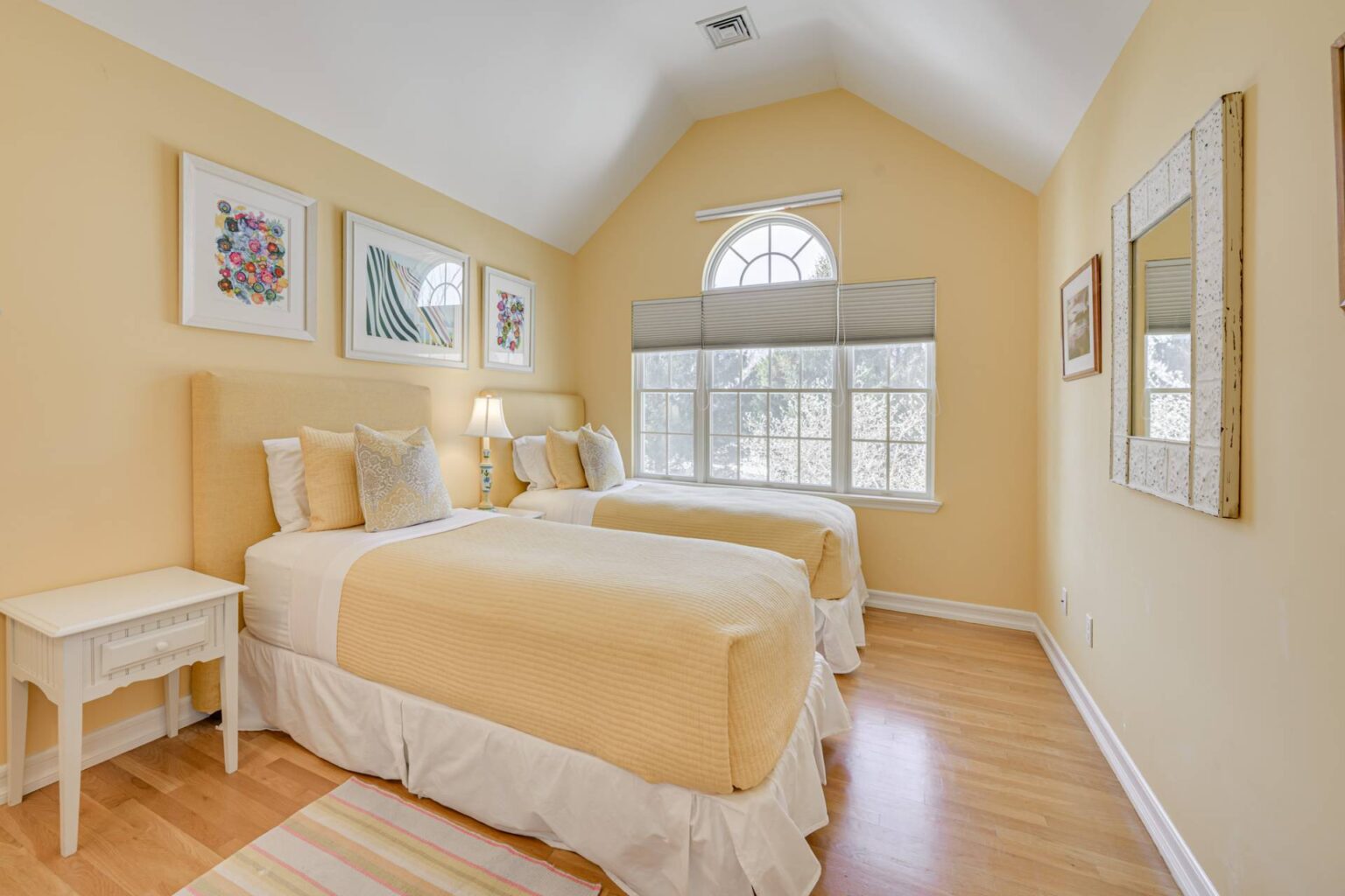 8 Wood Edge Court, Water Mill, NY 11976 22 926177 9tnlv4llwwh1wyhr