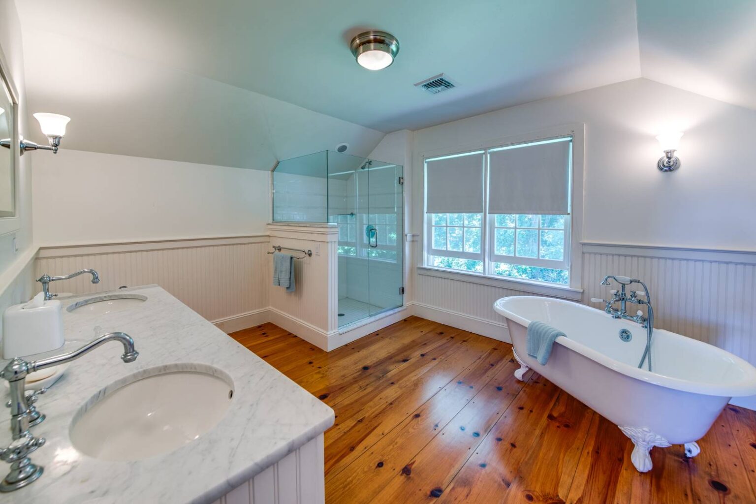 70 Sayres Path Wainscott, NY 23 109120 mhzyvrwb3djbhqph