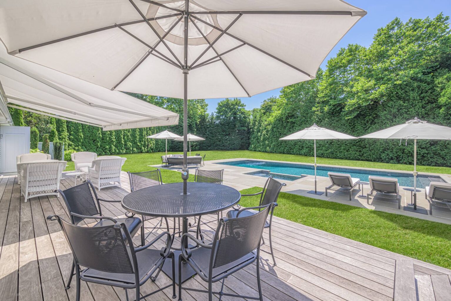 138 Coopers Farm Road Southampton, NY 23 907566 m1yfl949sgjdfc1m