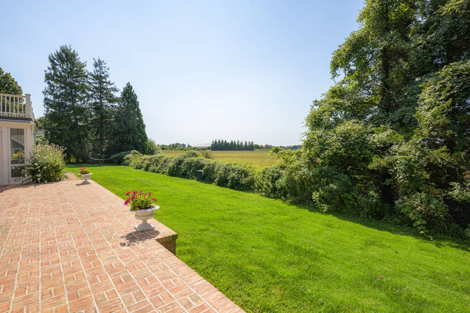 70 Sayres Path Wainscott, NY 27 109120 xvtzdpq1fgsfy5nm