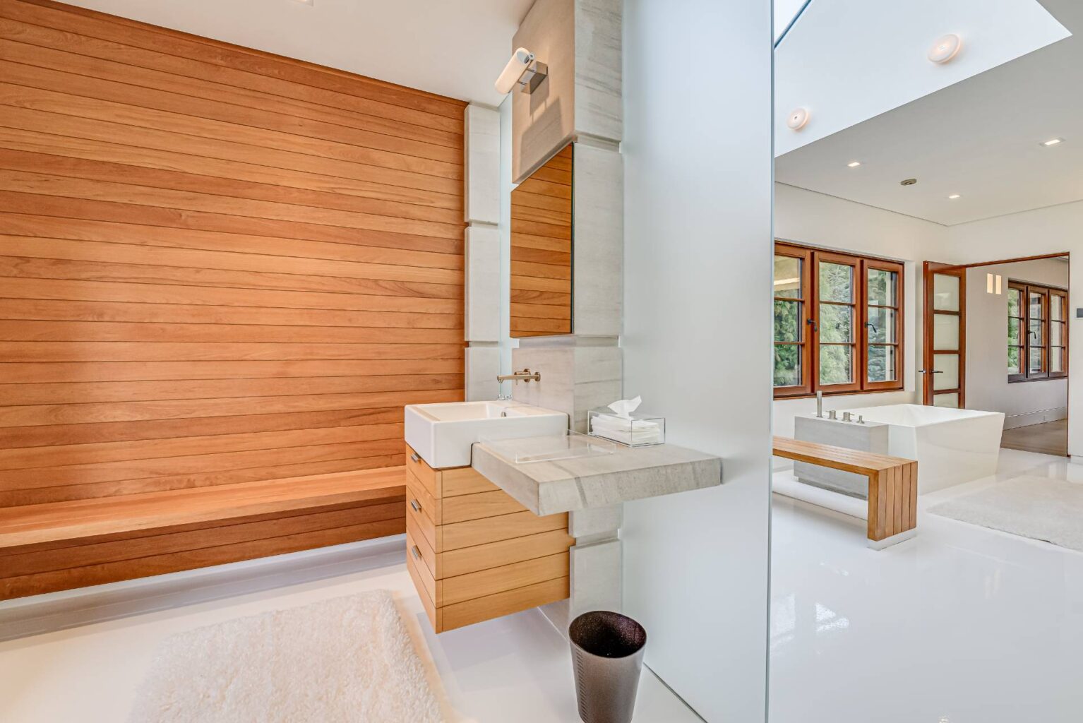 15 Eastway Drive Southampton, NY 27 882186 gnnykxp8t1btjxbq