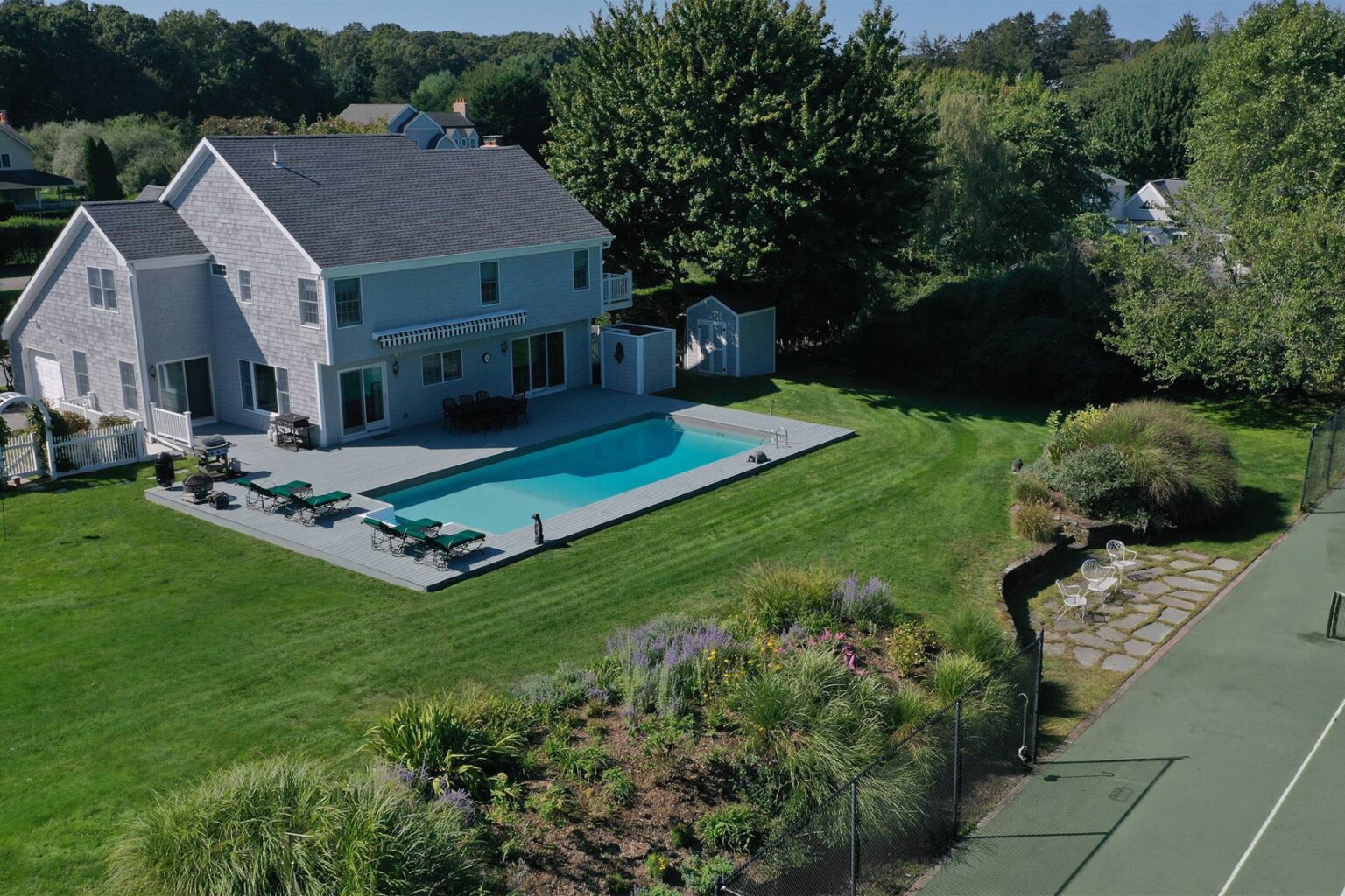 8 Wood Edge Court, Water Mill, NY 11976 34 926177 mv4k1nsrdk9ylxzx