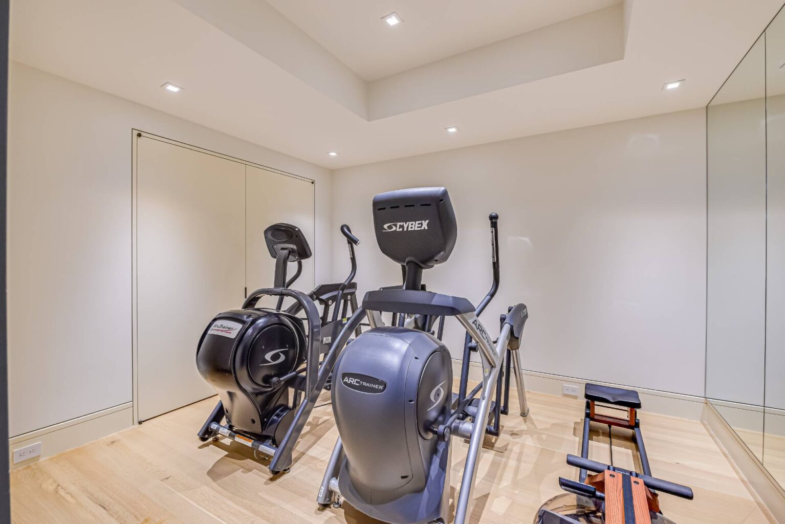 15 Eastway Drive Southampton, NY 35 882186 z9dkzwpmrkb6wynb