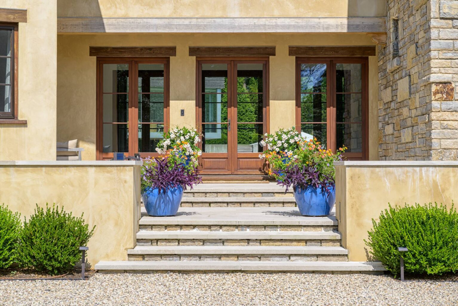 15 Eastway Drive Southampton, NY 4 882186 hpmxtkjqtfmnc8vm