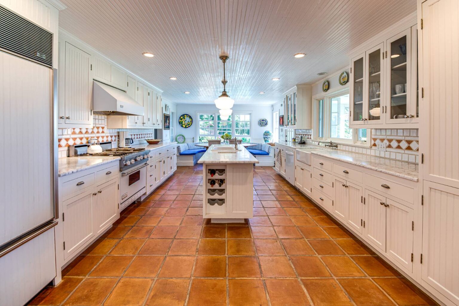 70 Sayres Path Wainscott, NY 70 sp kitchen 1