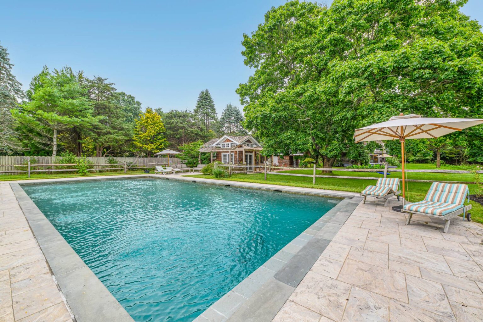 132 Sayres Path Wainscott, NY 879375 rjc78ws3ltvcfjch