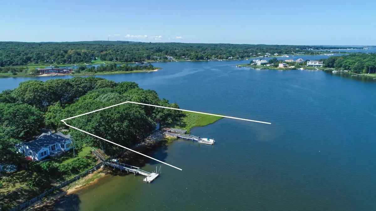 bluff point lane sag harbor