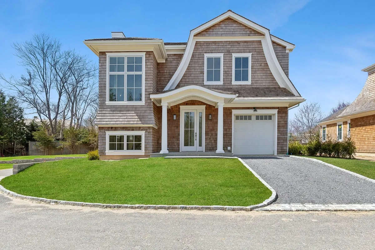 crystal mews lane eh