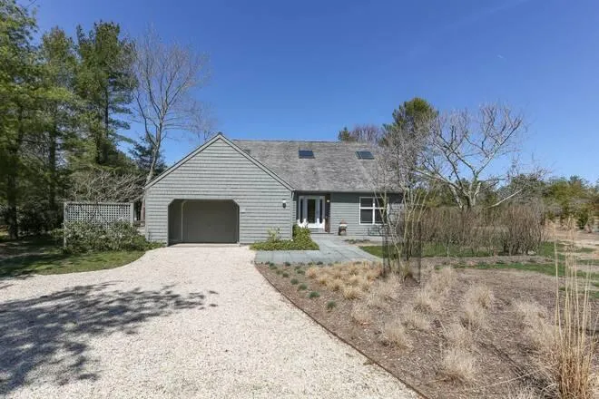 huckleberry lane 2 eh