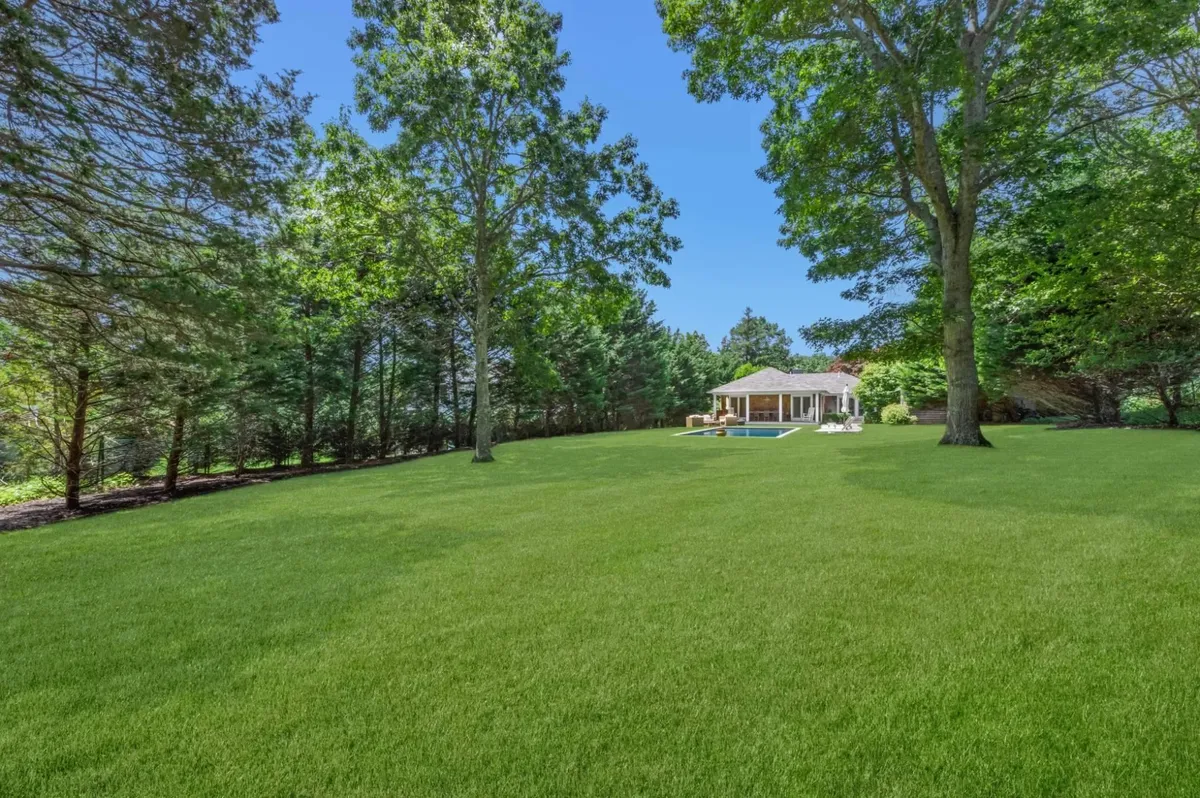 long springs road southampton