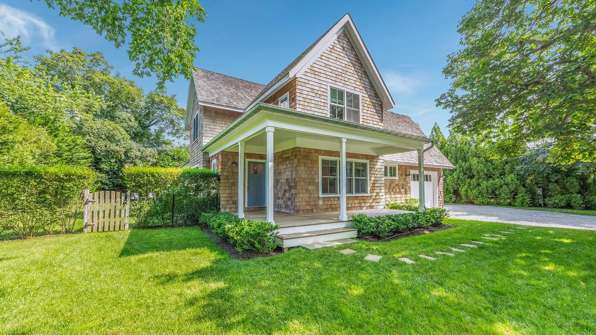 old montauk highway amagansett