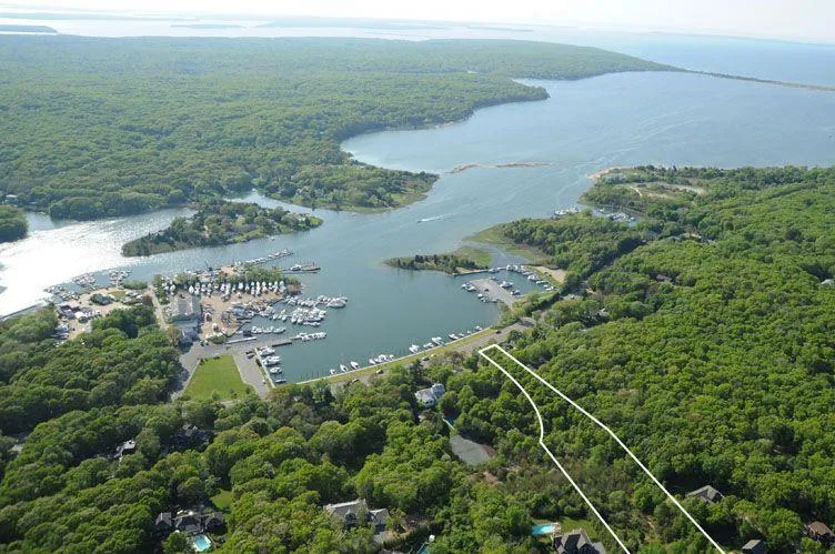 three mile harbor hog creek eh